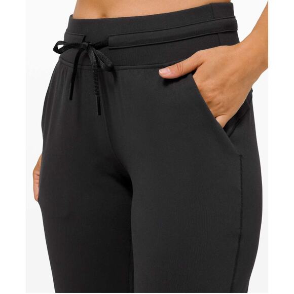 Lululemon Ready to Rulu 7/8 Jogger - Black - Size 4 - Picture 3 of 9